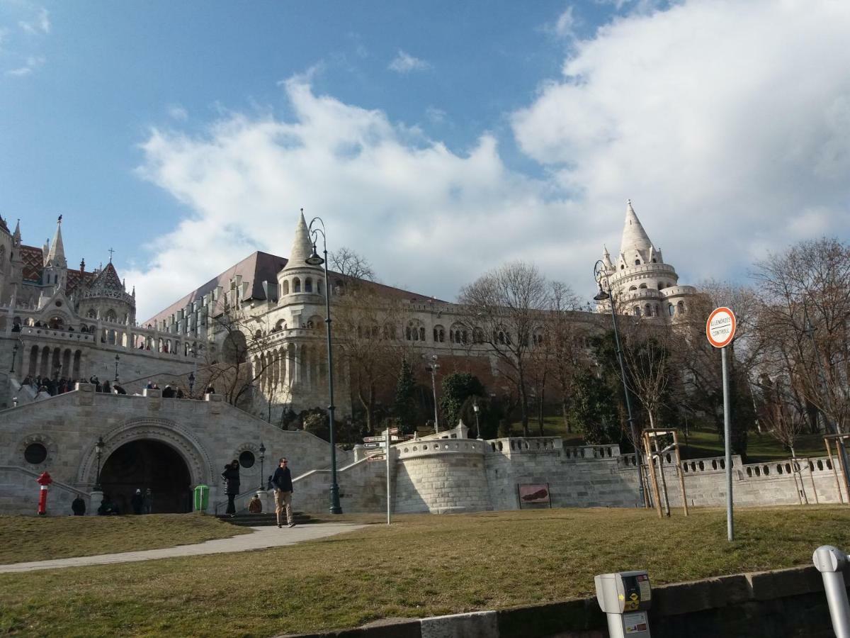 Appartamento Castle Base Budapest Esterno foto