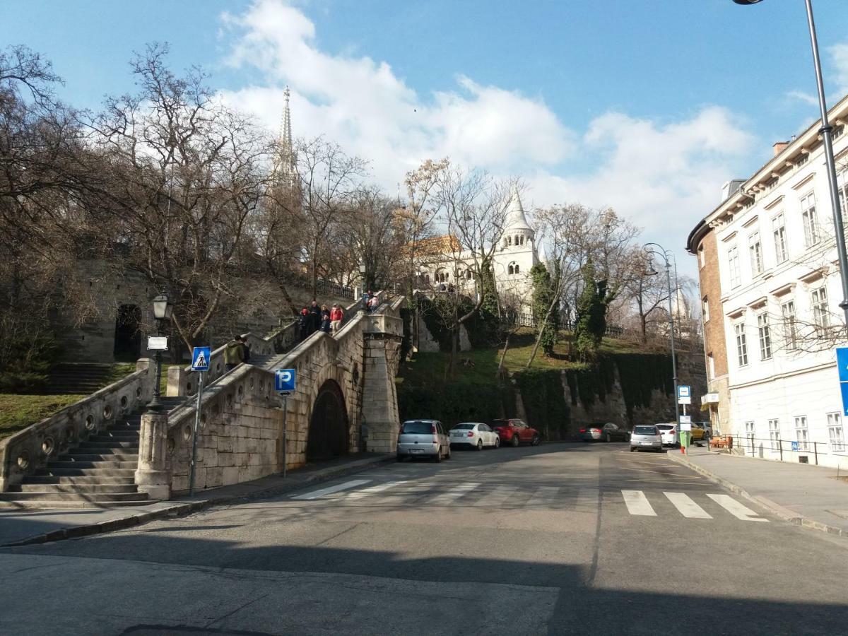 Appartamento Castle Base Budapest Esterno foto